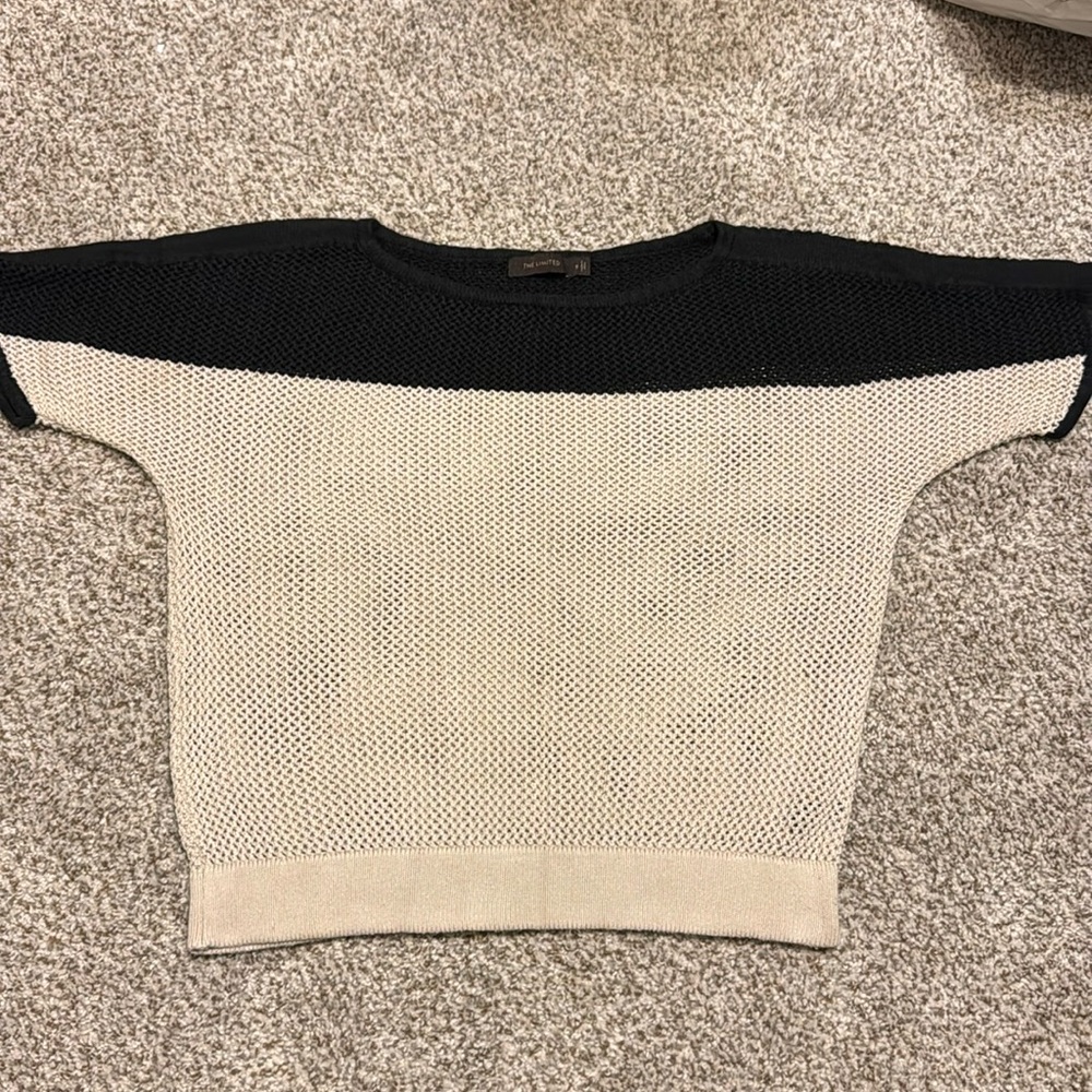 The Limited Short Dolman Knit Top size Small